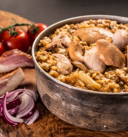 Menú IV - Ragout de ciervo + Pollo Korma Menú Aventura