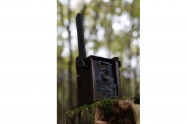 Caja metálica para fotopastos Hikmicro M15