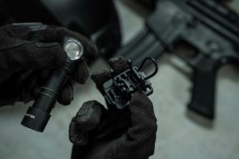 AHM-05 06.jpg
