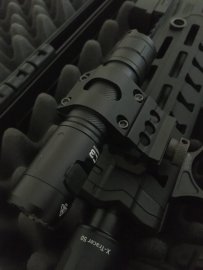 Opinión: Montaje para arma para linternas Armytek AWM-06 - 1