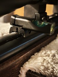Opinión: Nivel de burbuja lateral Vector Optics para carril de 11 mm - 1