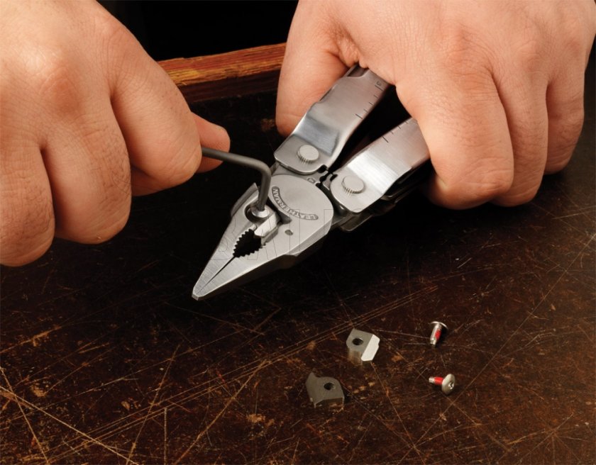 Multiherramienta Leatherman Super Tool 300 negra