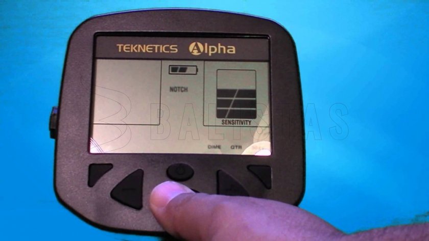 Detector de metales Teknetics Alpha 8