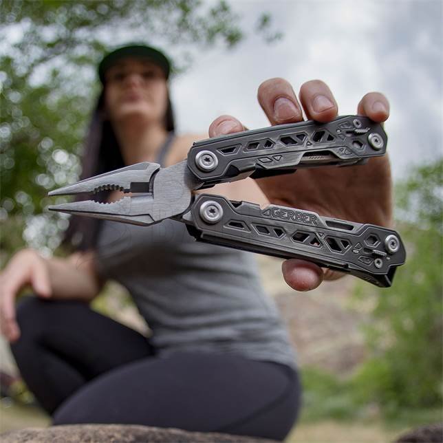 Alicates multifunción Gerber Truss con funda