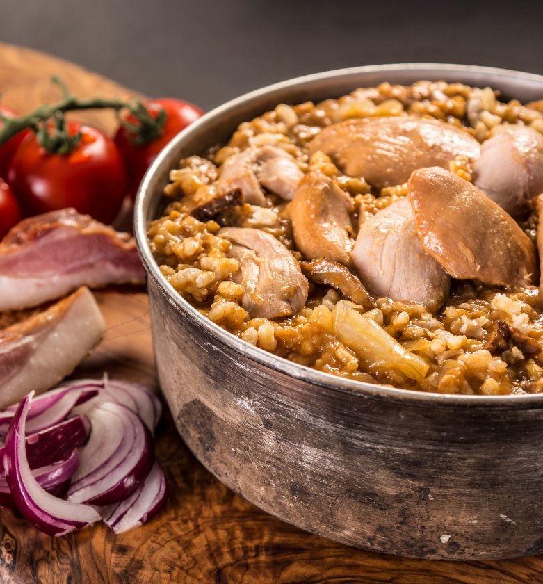 Menú IV - Ragout de ciervo + Pollo Korma Menú Aventura