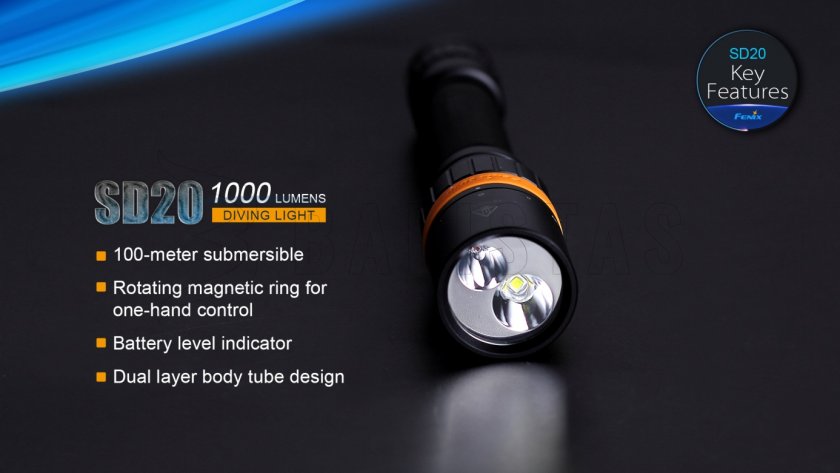 Linterna LED de buceo Fenix SD20
