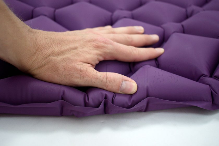 Colchoneta hinchable Zulu Timi 5cm morada