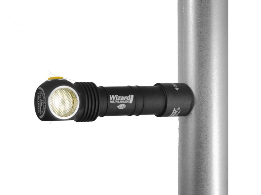 Linterna multifunción Armytek Wizard v3 Magnet USB XP-L