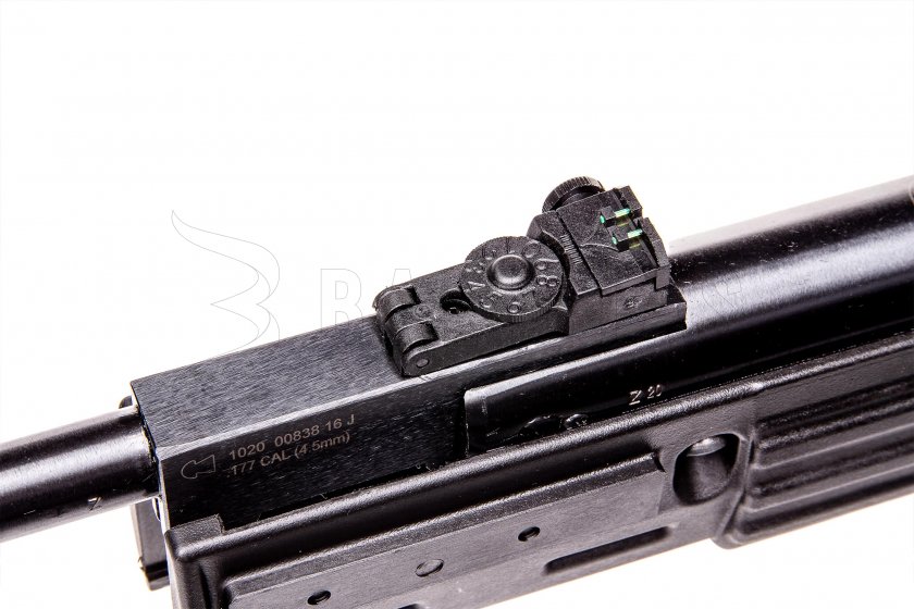 Carabina de aire comprimido Hatsan Striker AR 4,5mm - 24J