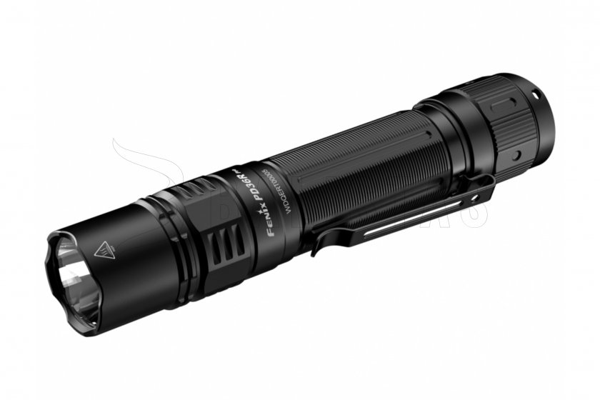 Linterna táctica Fenix PD36R PRO
