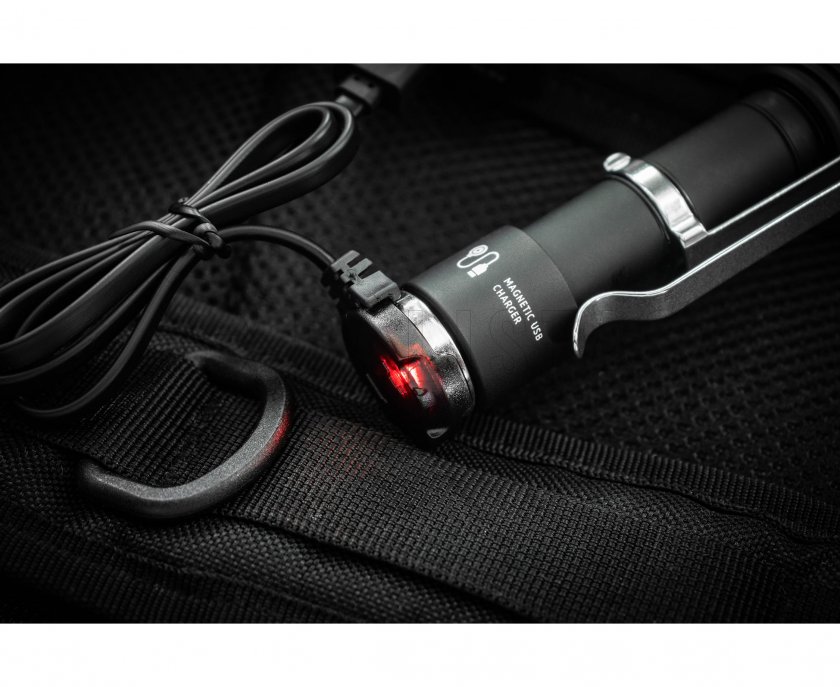 Cargador magnético USB Armytek AMC-02