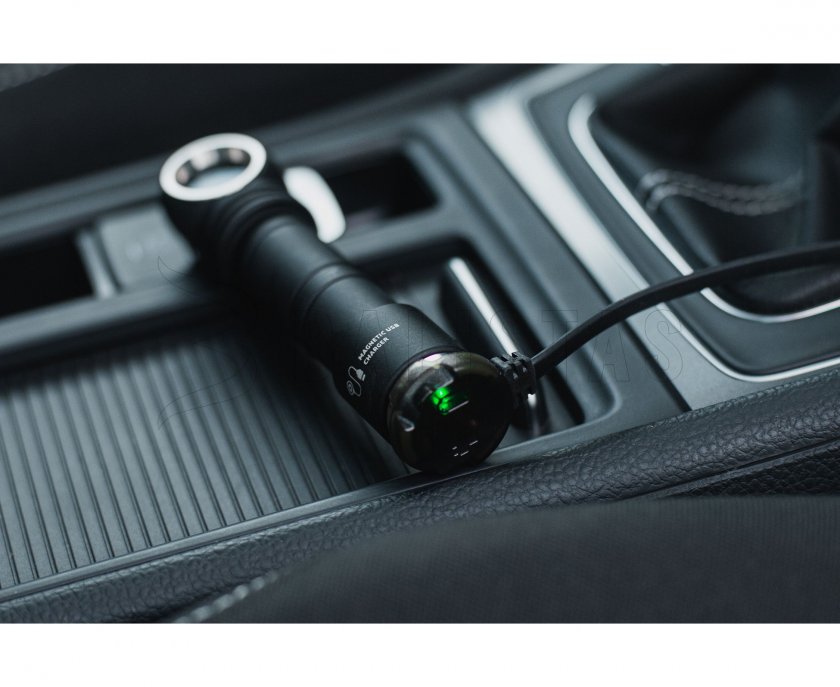 Cargador magnético USB Armytek AMC-02