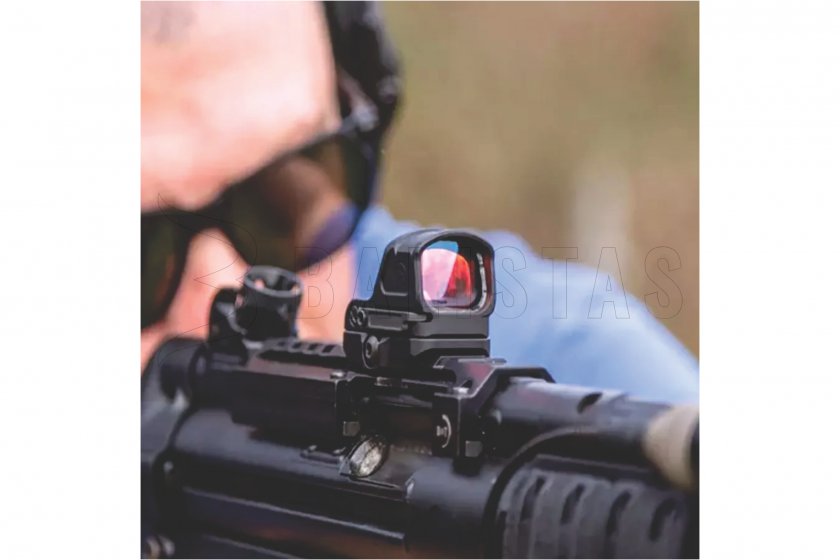 RS-10 1x23 Mini Reflex 04.jpg