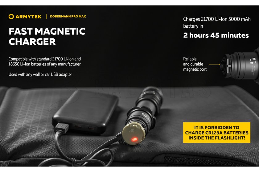 Svítilna Armytek Dobermann PRO MAX bílé světlo 28.jpg