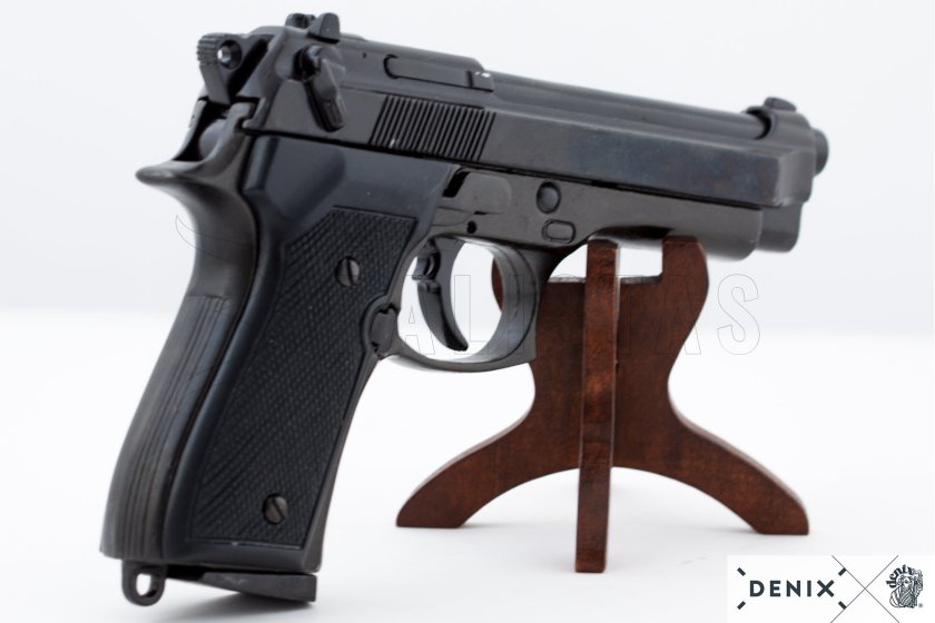 Réplica Beretta 92F, Italia 1975 8