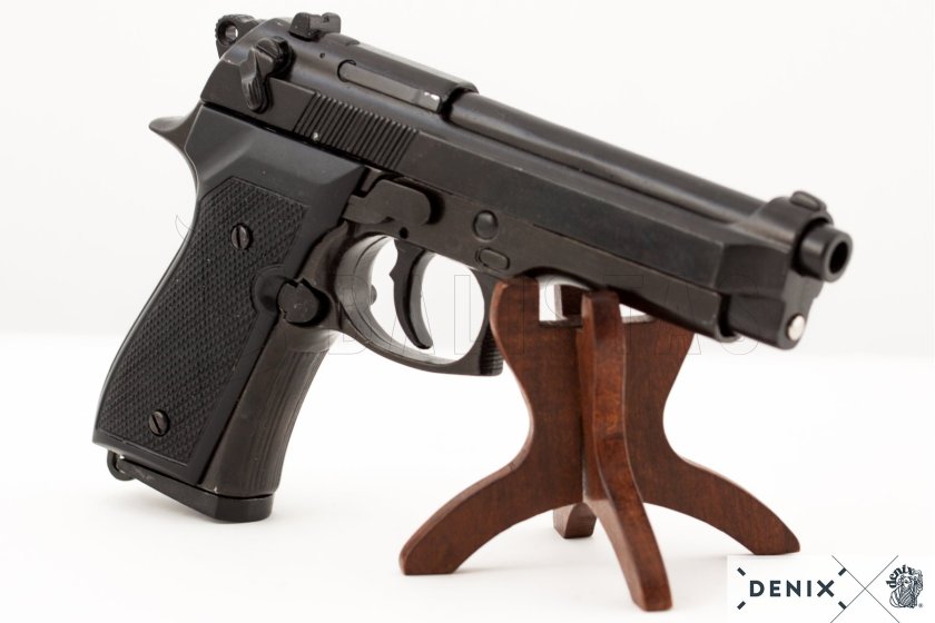 Réplica Beretta 92F, Italia 1975 7