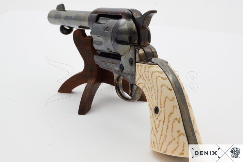 Réplica Colt Peacemaker 4,75", USA 1873 7